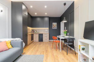 Łazienka beton i drewno – fotografia wnętrz Katowice